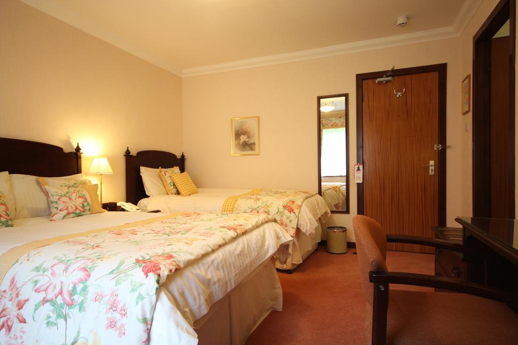 Strathburn Hotel Inverurie By Compass Hospitality Eksteriør bilde