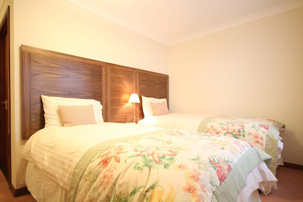 Strathburn Hotel Inverurie By Compass Hospitality Eksteriør bilde