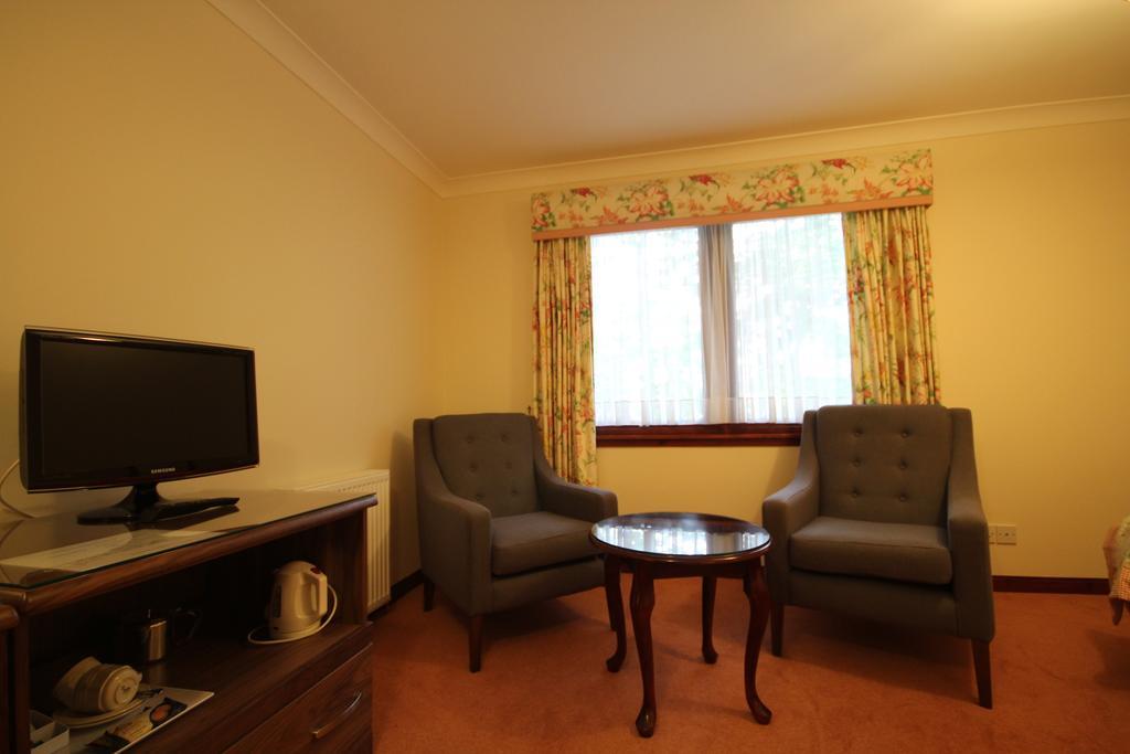 Strathburn Hotel Inverurie By Compass Hospitality Eksteriør bilde