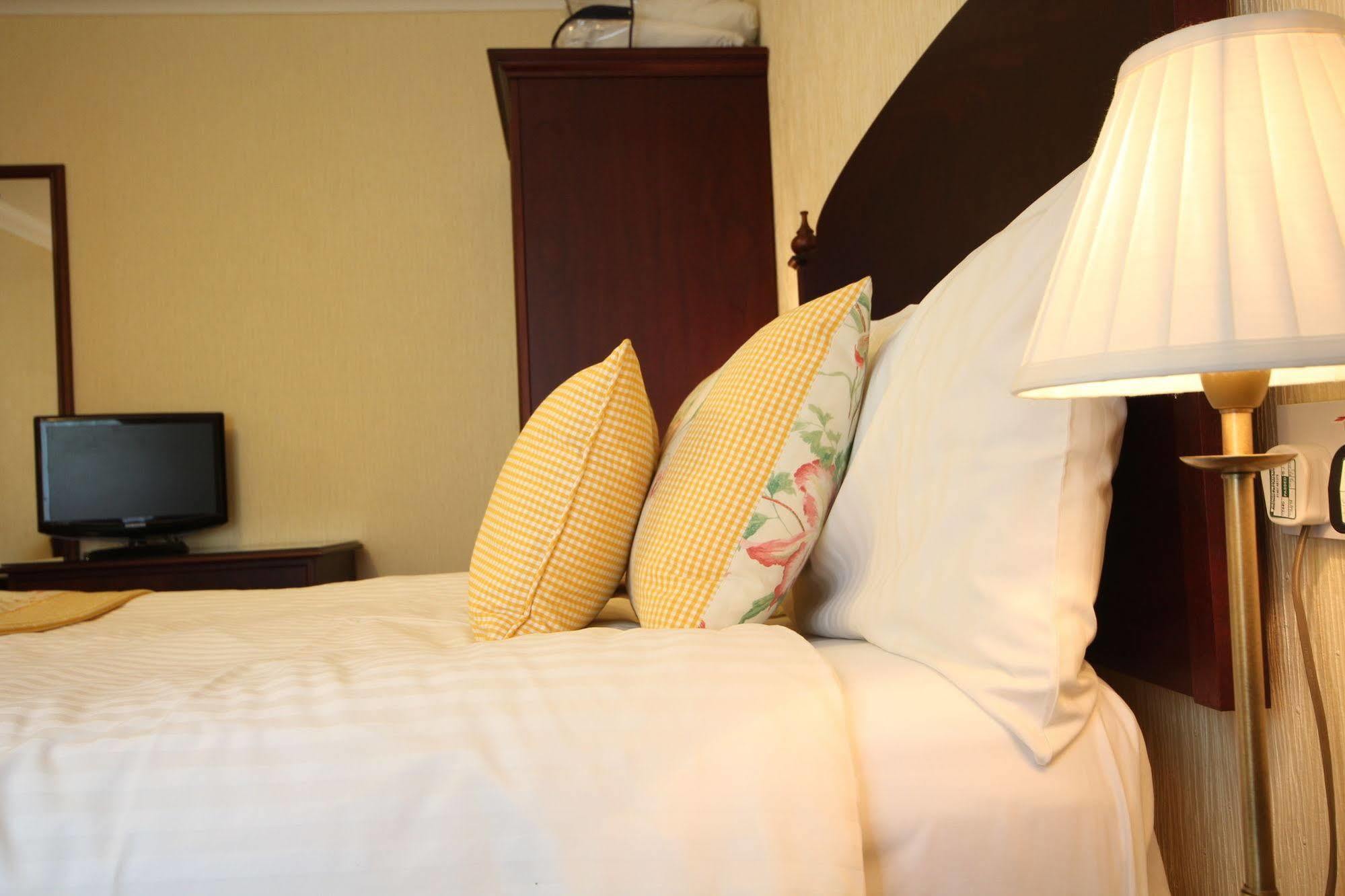 Strathburn Hotel Inverurie By Compass Hospitality Eksteriør bilde