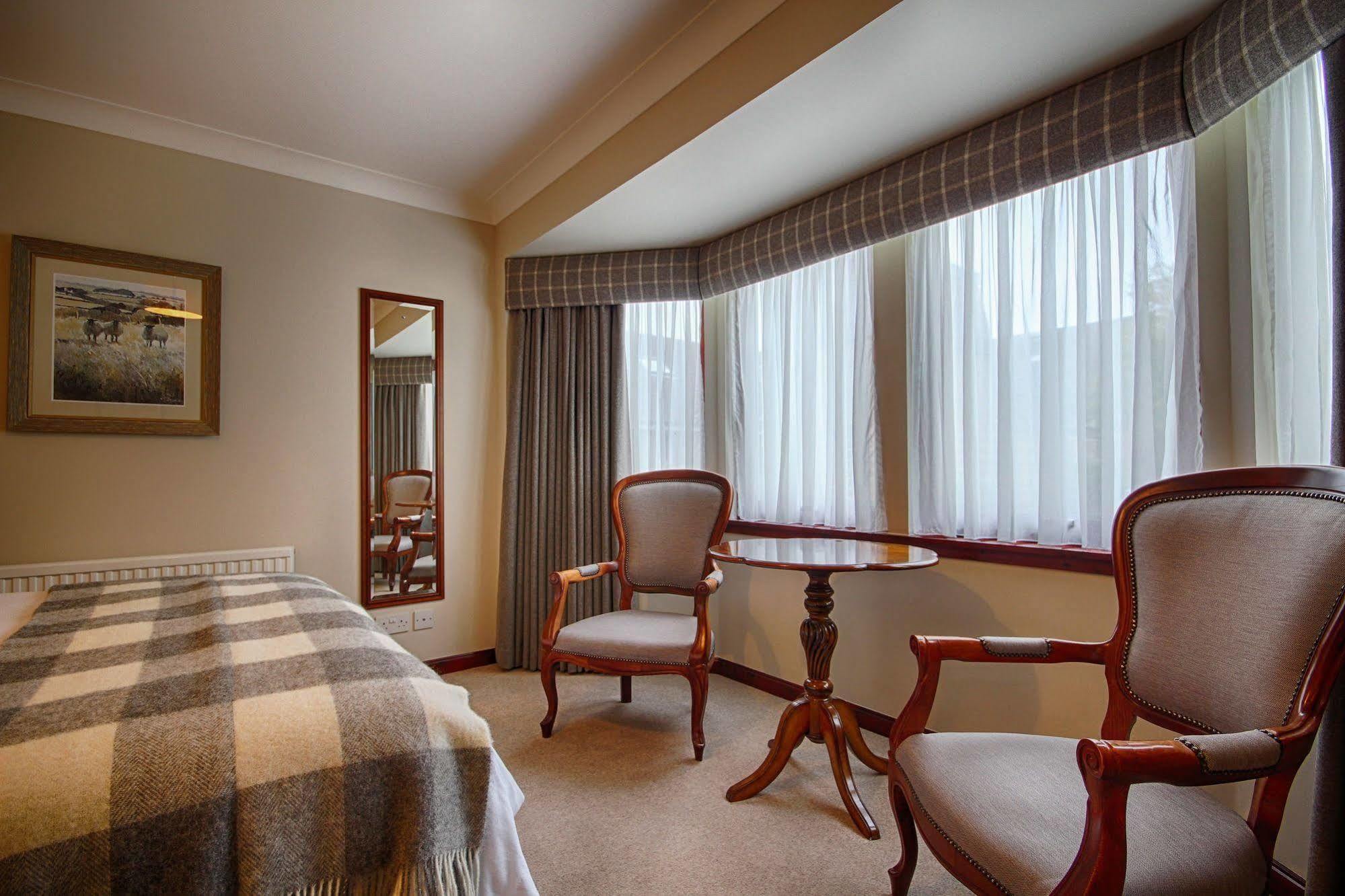 Strathburn Hotel Inverurie By Compass Hospitality Eksteriør bilde