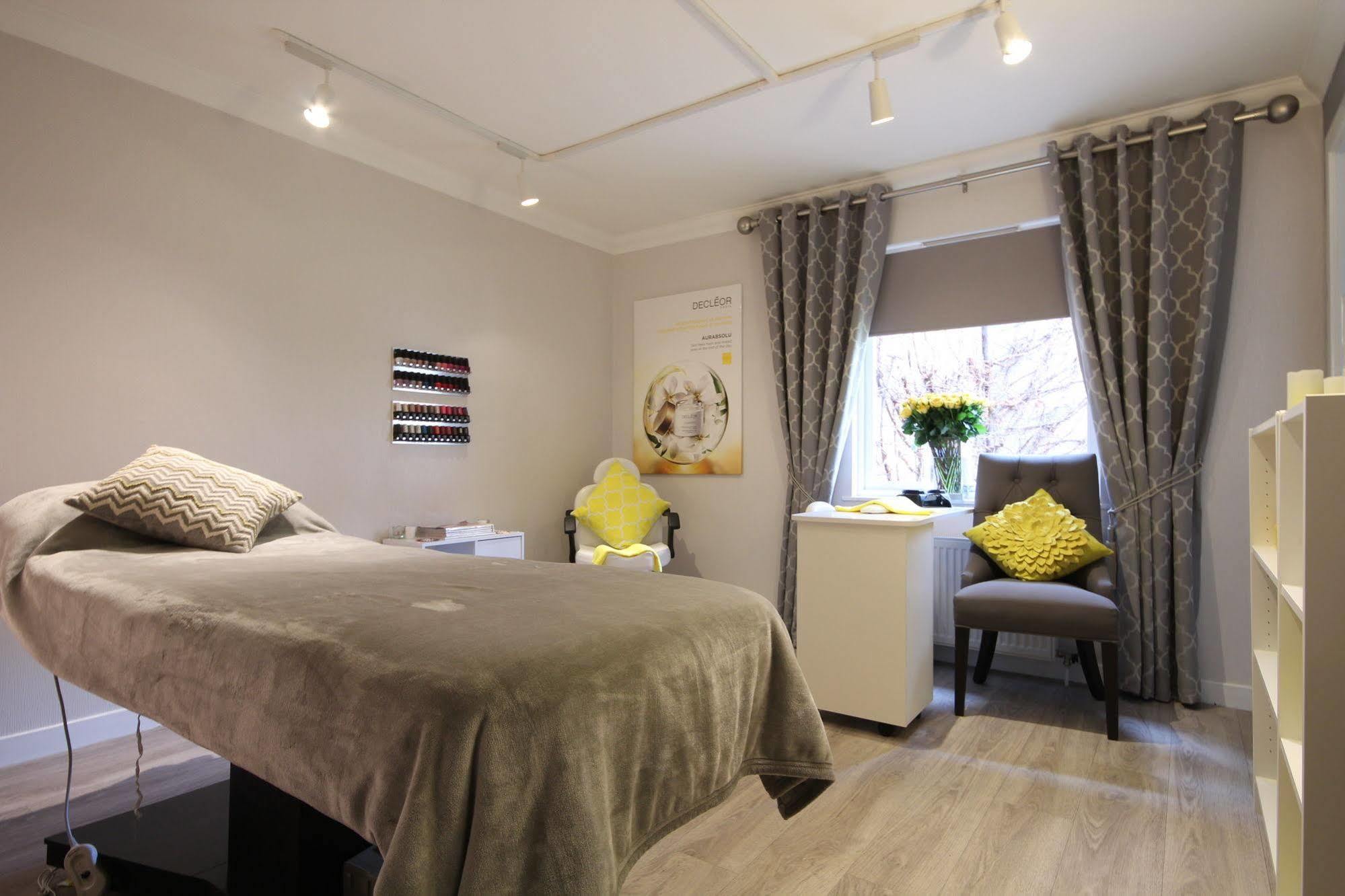 Strathburn Hotel Inverurie By Compass Hospitality Eksteriør bilde